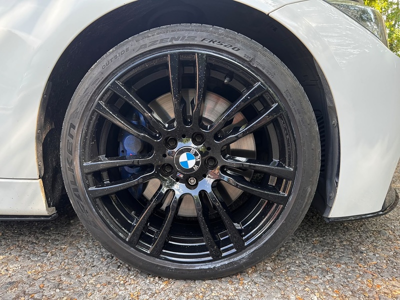 BMW 3 Series 3.0 335i ActiveHybrid 3 M Sport Saloon 4dr Petrol Hybrid Auto Euro 6 (s/s) (340 ps) - U10004264