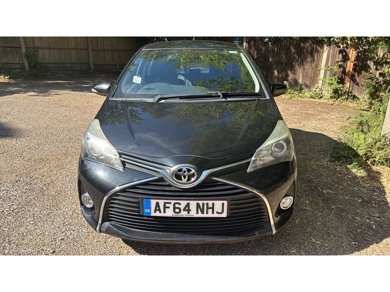 Toyota Yaris 1.33 Dual VVT-i Icon Hatchback 5dr Petrol Multidrive S Euro 5 Euro 5 (99 ps) - U10004266