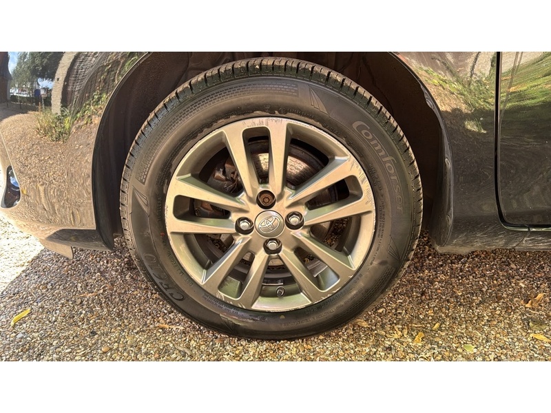 Toyota Yaris 1.33 Dual VVT-i Icon Hatchback 5dr Petrol Multidrive S Euro 5 Euro 5 (99 ps) - U10004266