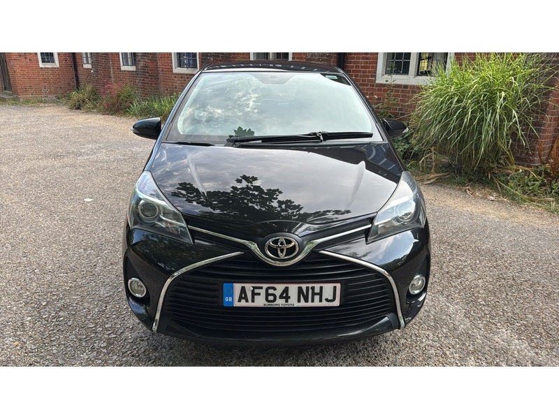 Toyota Yaris 1.33 Dual VVT-i Icon Hatchback 5dr Petrol Multidrive S Euro 5 Euro 5 (99 ps) - U10004266