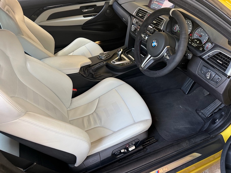 BMW M4 3.0 BiTurbo Coupe 2dr Petrol DCT Euro 6 (s/s) (431 ps) - U10004268