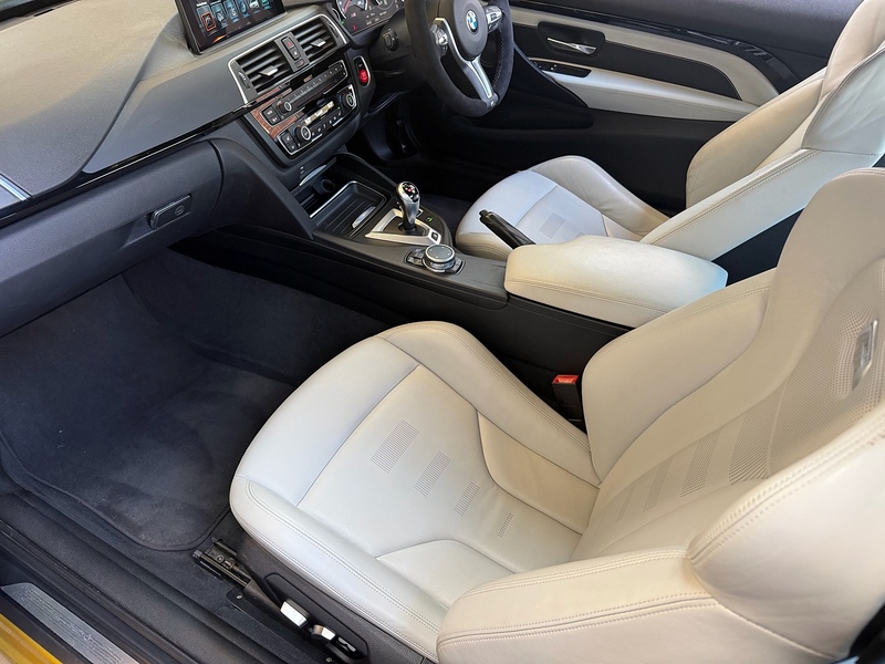 BMW M4 3.0 BiTurbo Coupe 2dr Petrol DCT Euro 6 (s/s) (431 ps) - U10004268