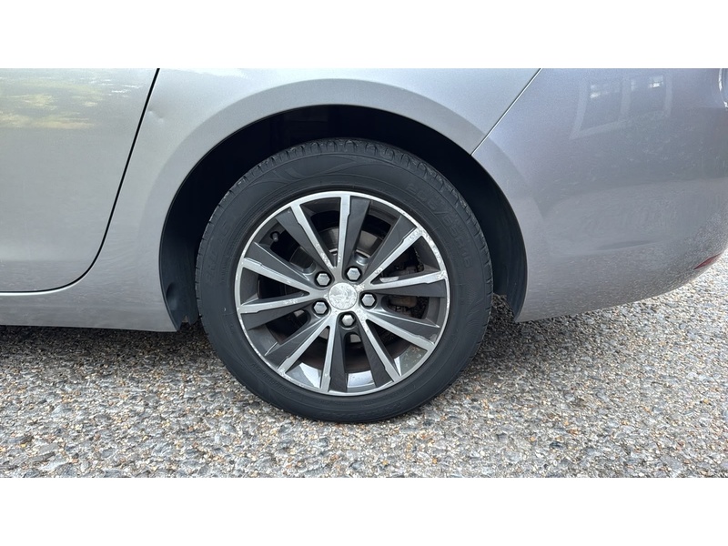 Peugeot 308 SW 1.6 BlueHDi Allure Estate 5dr Diesel Manual Euro 6 (s/s) (120 ps) - U10004270