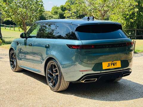 Land Rover Range Rover Sport 3.0 P400 MHEV Dynamic SE SUV 5dr Petrol Auto 4WD Euro 6 (s/s) (400 ps) - U10004273