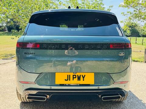 Land Rover Range Rover Sport 3.0 P400 MHEV Dynamic SE SUV 5dr Petrol Auto 4WD Euro 6 (s/s) (400 ps) - U10004273