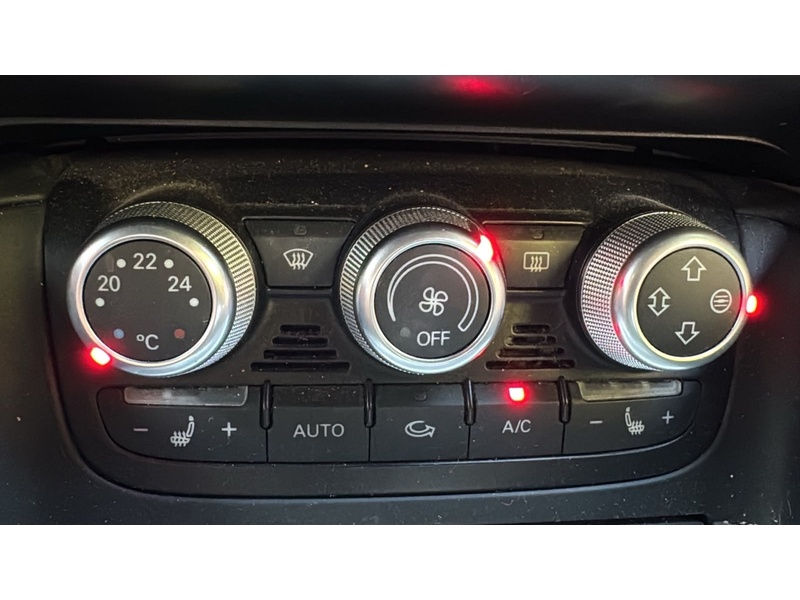 Audi TT 1.8 TFSI Sport Coupe 3dr Petrol Manual Euro 5 (160 ps) - U10004276