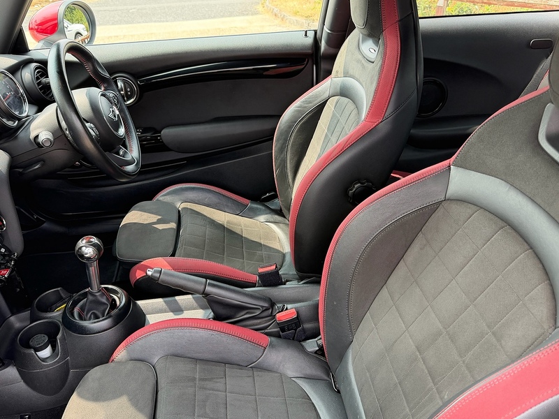 MINI Hatch 2.0 John Cooper Works Hatchback 3dr Petrol Manual Euro 6 (s/s) (231 ps) - U10004279