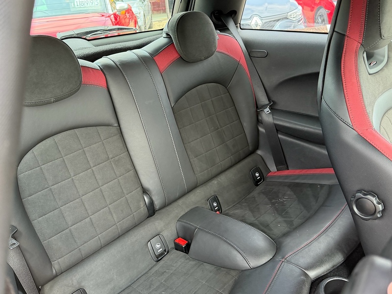 MINI Hatch 2.0 John Cooper Works Hatchback 3dr Petrol Manual Euro 6 (s/s) (231 ps) - U10004279