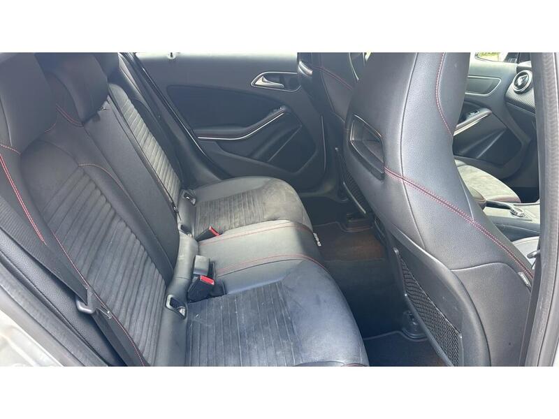 Peugeot 2008 2008 Allure SUV 1 Automatic Diesel - U10004280