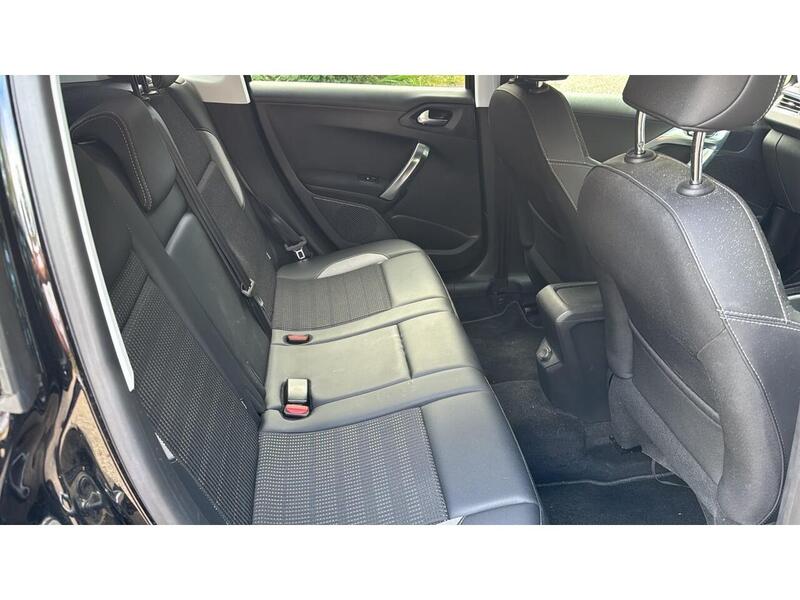 Peugeot 2008 2008 Allure SUV 1 Automatic Diesel - U10004280