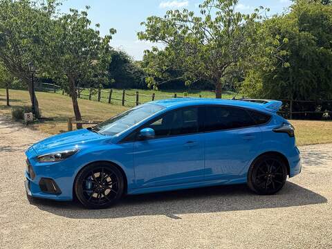 Ford Focus 2.3T EcoBoost RS Hatchback 5dr Petrol Manual AWD Euro 6 (s/s) (350 ps) - U10004281