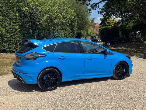 Ford Focus 2.3T EcoBoost RS Hatchback 5dr Petrol Manual AWD Euro 6 (s/s) (350 ps) - U10004281