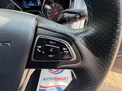 Ford Focus 2.3T EcoBoost RS Hatchback 5dr Petrol Manual AWD Euro 6 (s/s) (350 ps) - U10004281