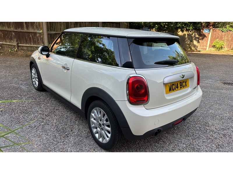 MINI Hatch 1.5 Cooper Hatchback 3dr Petrol Manual Euro 6 (s/s) (136 ps) - U10004284