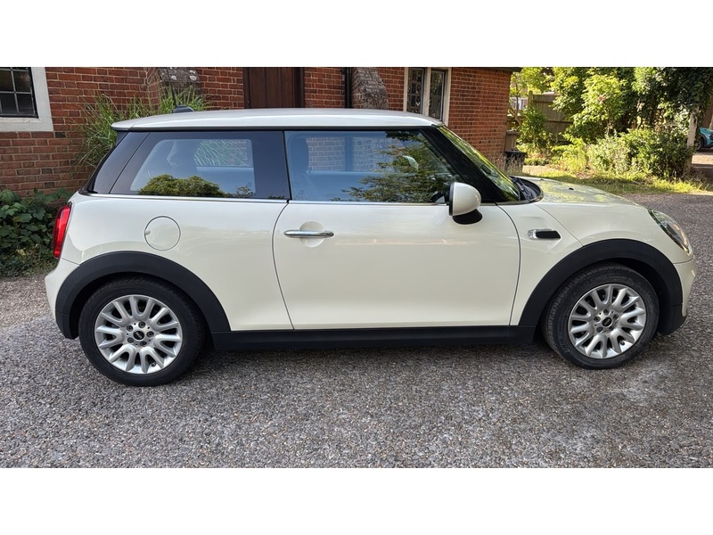 MINI Hatch 1.5 Cooper Hatchback 3dr Petrol Manual Euro 6 (s/s) (136 ps) - U10004284