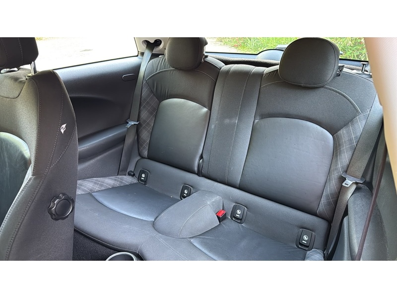 MINI Hatch 1.5 Cooper Hatchback 3dr Petrol Manual Euro 6 (s/s) (136 ps) - U10004284