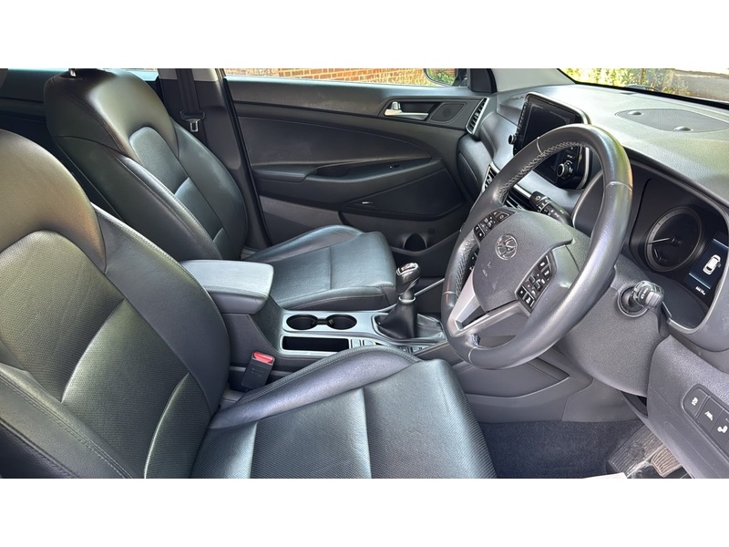 Hyundai TUCSON 1.6 CRDi Premium SUV 5dr Diesel Manual Euro 6 (s/s) (115 ps) - U10004287