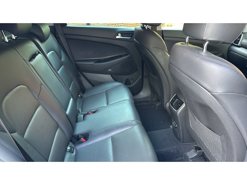 Hyundai TUCSON 1.6 CRDi Premium SUV 5dr Diesel Manual Euro 6 (s/s) (115 ps) - U10004287