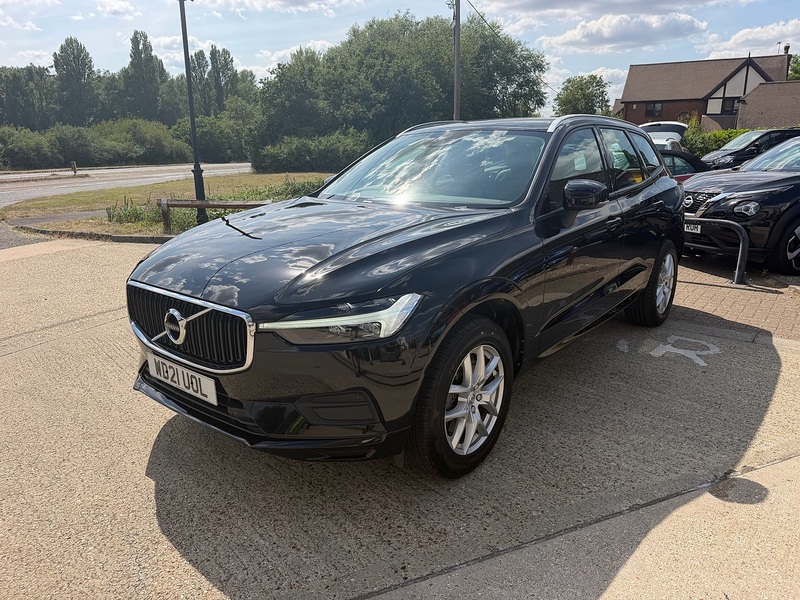 Volvo XC60 B5 MHEV Momentum SUV 2.0 Automatic Petrol Hybrid - U10004291