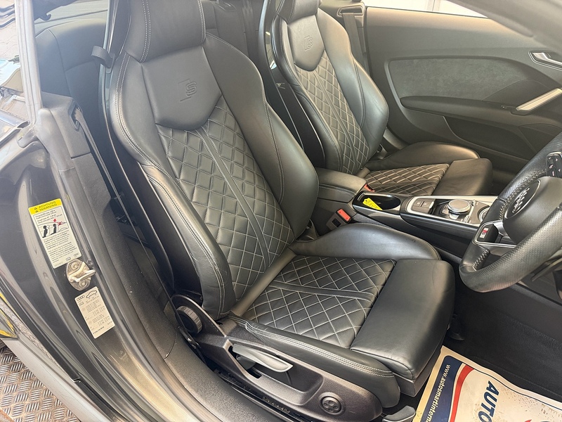Audi TT TFSI Black Edition Coupe 2.0 Automatic Petrol - U10004292
