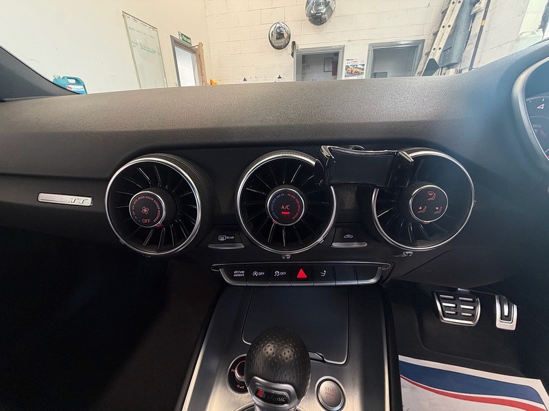 Audi TT TFSI Black Edition Coupe 2.0 Automatic Petrol - U10004292