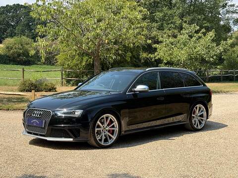 Audi RS4 Avant 4.2 FSI V8 Estate 5dr Petrol S Tronic quattro Euro 5 (450 ps) - U10004295