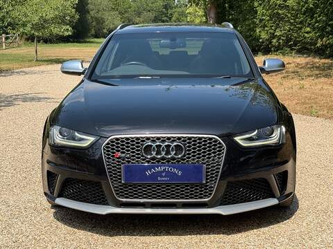 Audi RS4 Avant 4.2 FSI V8 Estate 5dr Petrol S Tronic quattro Euro 5 (450 ps) - U10004295