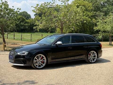 Audi RS4 Avant 4.2 FSI V8 Estate 5dr Petrol S Tronic quattro Euro 5 (450 ps) - U10004295