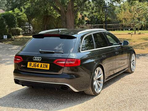 Audi RS4 Avant 4.2 FSI V8 Estate 5dr Petrol S Tronic quattro Euro 5 (450 ps) - U10004295