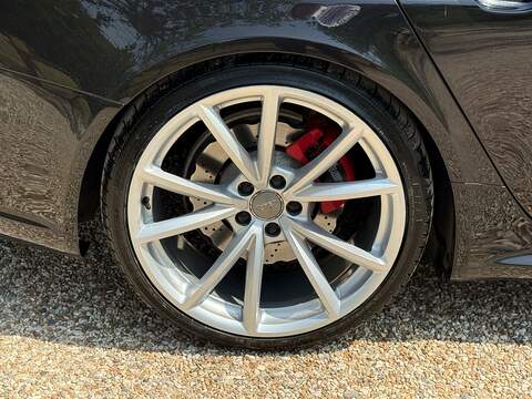 Audi RS4 Avant 4.2 FSI V8 Estate 5dr Petrol S Tronic quattro Euro 5 (450 ps) - U10004295