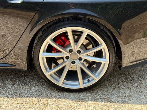 Audi RS4 Avant 4.2 FSI V8 Estate 5dr Petrol S Tronic quattro Euro 5 (450 ps) - U10004295