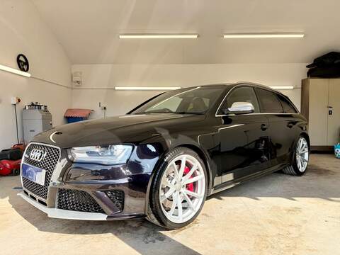 Audi RS4 Avant 4.2 FSI V8 Estate 5dr Petrol S Tronic quattro Euro 5 (450 ps) - U10004295