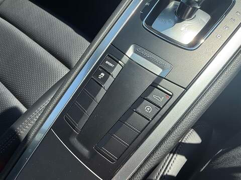 Porsche Cayman 3.4 981 S Coupe 2dr Petrol PDK Euro 5 (s/s) (325 ps) - U10004296