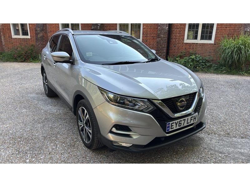 Nissan Qashqai 1.2 DIG-T N-Connecta SUV 5dr Petrol XTRON Euro 6 (s/s) (115 ps) - U10004297