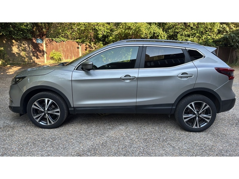 Nissan Qashqai 1.2 DIG-T N-Connecta SUV 5dr Petrol XTRON Euro 6 (s/s) (115 ps) - U10004297