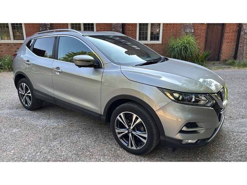 Nissan Qashqai 1.2 DIG-T N-Connecta SUV 5dr Petrol XTRON Euro 6 (s/s) (115 ps) - U10004297
