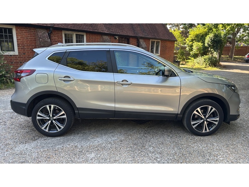 Nissan Qashqai 1.2 DIG-T N-Connecta SUV 5dr Petrol XTRON Euro 6 (s/s) (115 ps) - U10004297