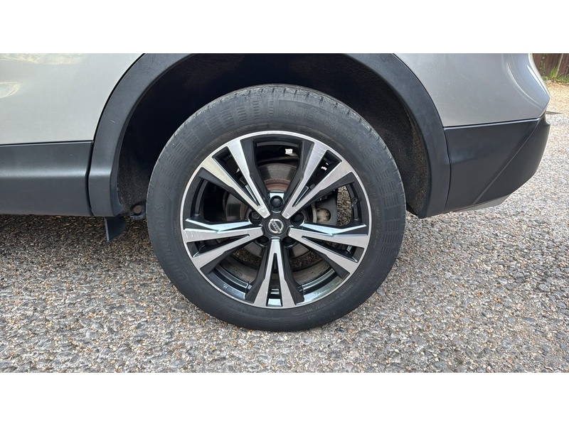 Nissan Qashqai 1.2 DIG-T N-Connecta SUV 5dr Petrol XTRON Euro 6 (s/s) (115 ps) - U10004297