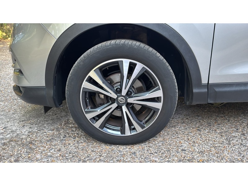Nissan Qashqai 1.2 DIG-T N-Connecta SUV 5dr Petrol XTRON Euro 6 (s/s) (115 ps) - U10004297