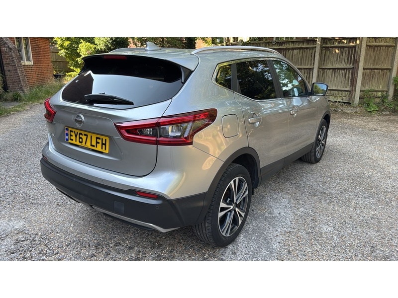 Nissan Qashqai 1.2 DIG-T N-Connecta SUV 5dr Petrol XTRON Euro 6 (s/s) (115 ps) - U10004297