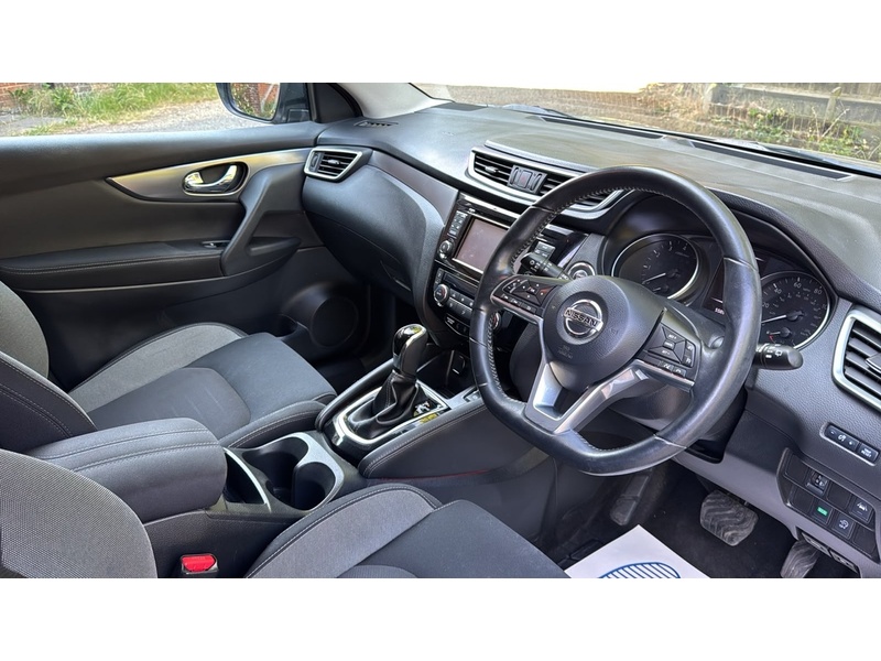 Nissan Qashqai 1.2 DIG-T N-Connecta SUV 5dr Petrol XTRON Euro 6 (s/s) (115 ps) - U10004297