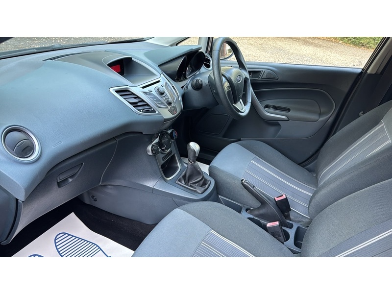 Ford Fiesta 1.25 Style Hatchback 5dr Petrol Manual (133 g/km, 81 bhp) - U10004301