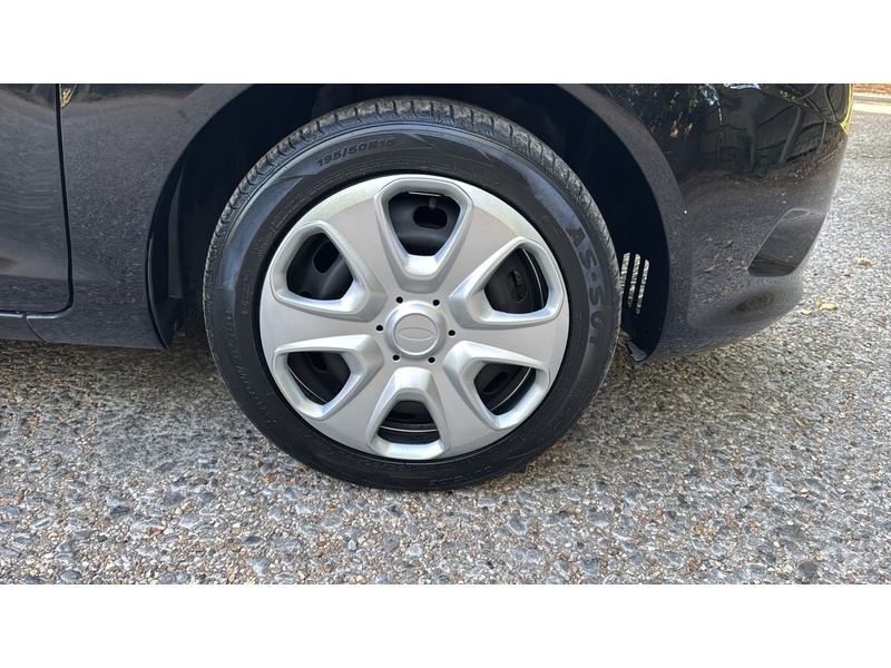 Ford Fiesta 1.25 Style Hatchback 5dr Petrol Manual (133 g/km, 81 bhp) - U10004301