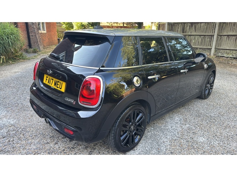MINI Hatch 2.0 Cooper S Seven Hatchback 5dr Petrol Auto Euro 6 (s/s) (192 ps) - U10004303