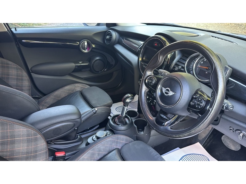 MINI Hatch 2.0 Cooper S Seven Hatchback 5dr Petrol Auto Euro 6 (s/s) (192 ps) - U10004303