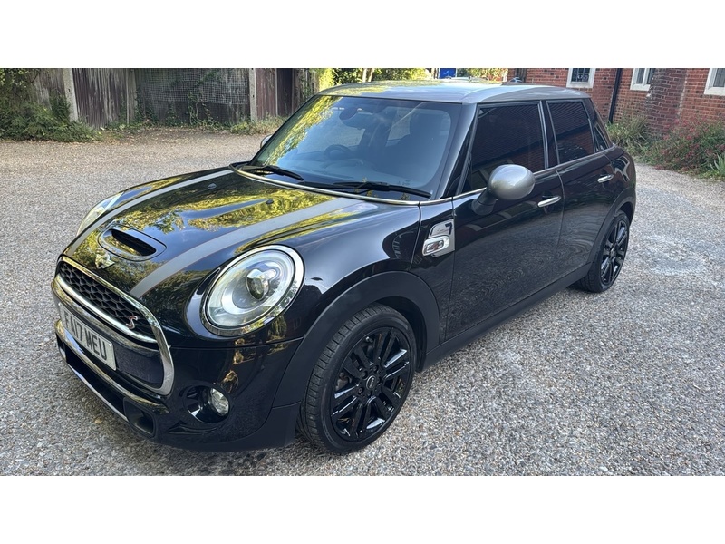 MINI Hatch 2.0 Cooper S Seven Hatchback 5dr Petrol Auto Euro 6 (s/s) (192 ps) - U10004303