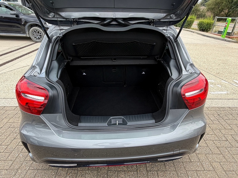 Mercedes-Benz A Class 2.0 A250 AMG (Premium) Hatchback 5dr Petrol 7G-DCT 4MATIC Euro 6 (s/s) (218 ps) - U10004305
