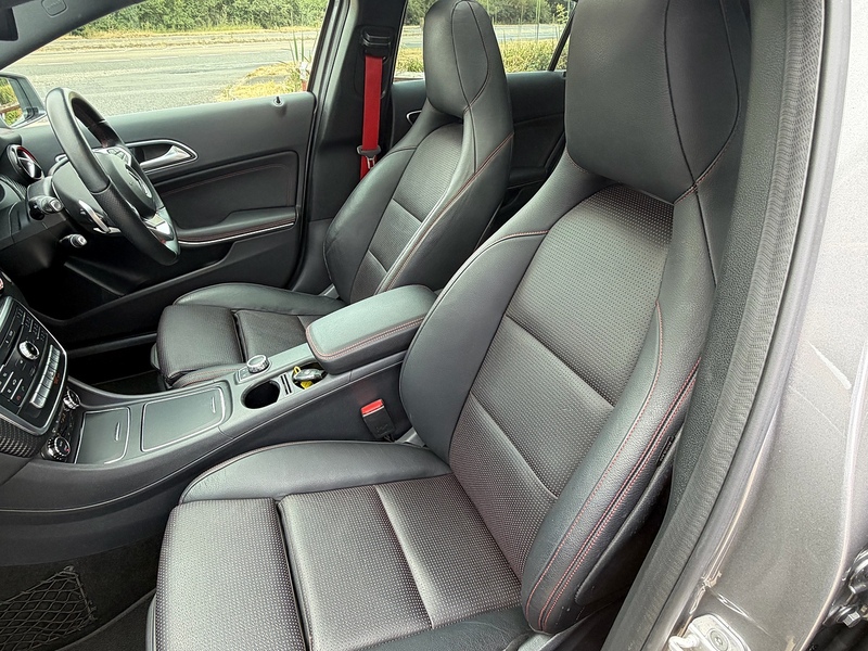 Mercedes-Benz A Class 2.0 A250 AMG (Premium) Hatchback 5dr Petrol 7G-DCT 4MATIC Euro 6 (s/s) (218 ps) - U10004305