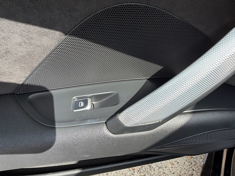 Audi TT 2.0 TFSI Sport Coupe 3dr Petrol S Tronic quattro Euro 6 (s/s) (230 ps) - U10004310
