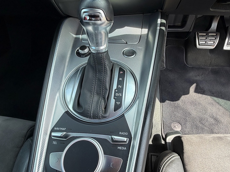 Audi TT 2.0 TFSI Sport Coupe 3dr Petrol S Tronic quattro Euro 6 (s/s) (230 ps) - U10004310